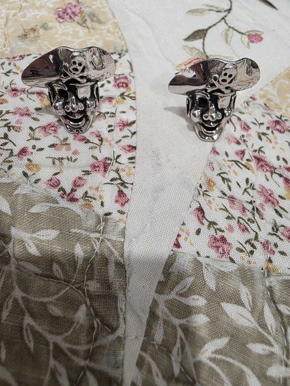 Silver Skull Cowboy Hat Earrings - Silver Tone